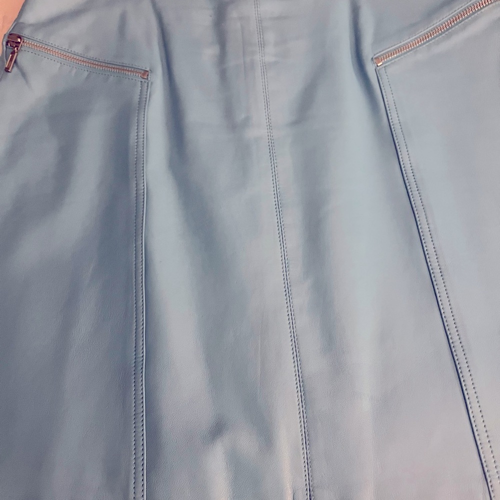 Cache mini leather skirt